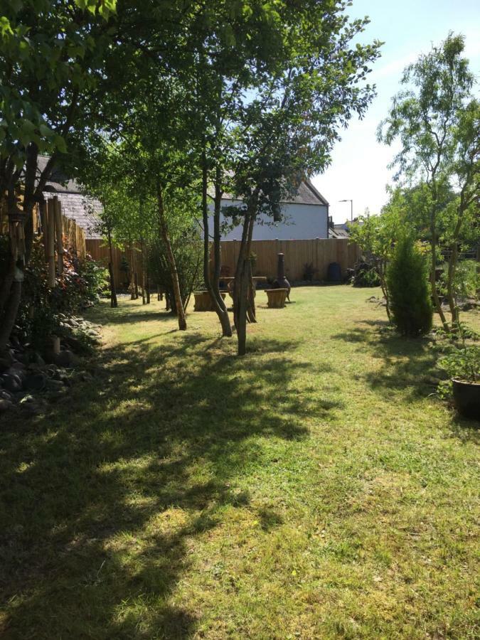 Vollie House With Hot Tub, Sauna & Log Burner Penpont المظهر الخارجي الصورة